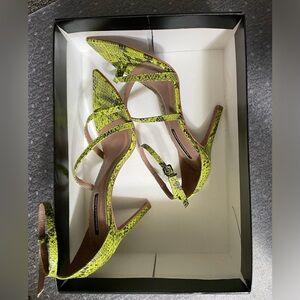BCBGMAXAZRA genuine snake high heels - Size 6